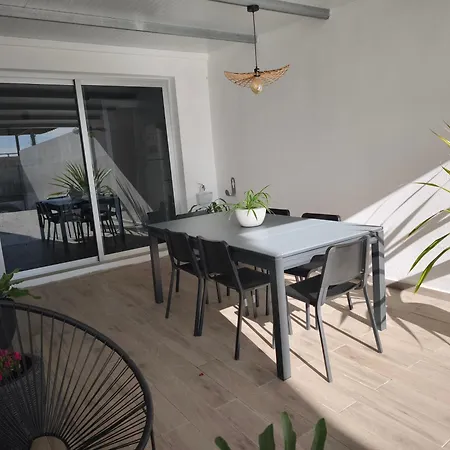 Casa Vistahermosa Feriehus *